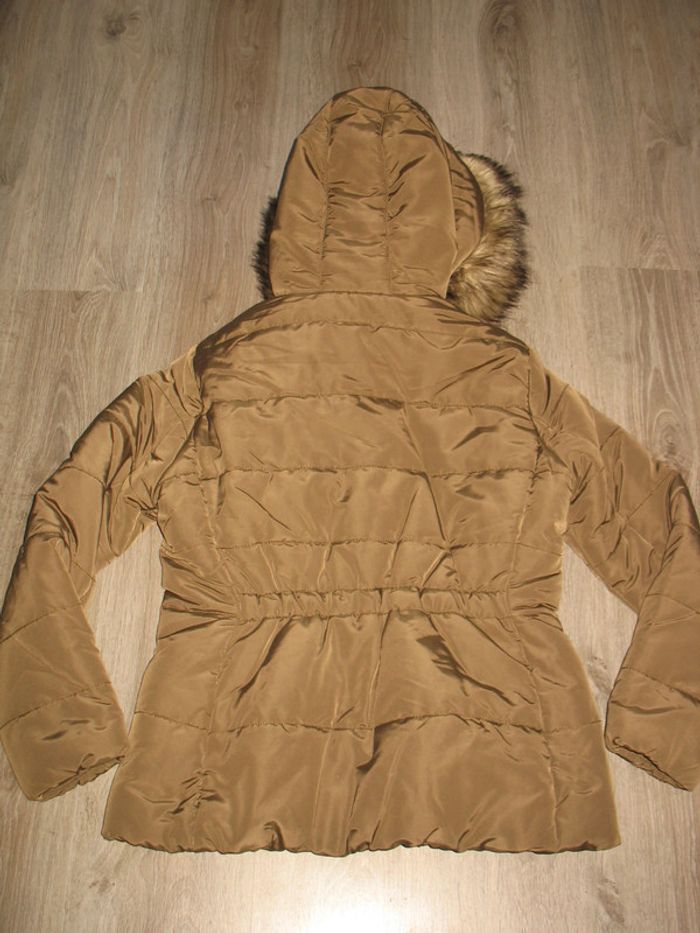 DOUDOUNE A CAPUCHE KAKI "H&M" - NEUVE - Taille 40 - n°01 - photo numéro 2