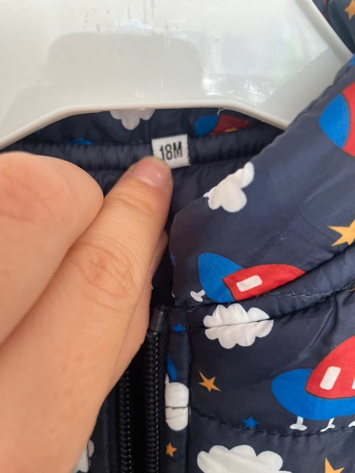 Gilet doudoune legere 18 mois - photo numéro 2