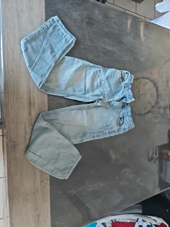 Jean skinny bleu clair kiabi 7 ans
