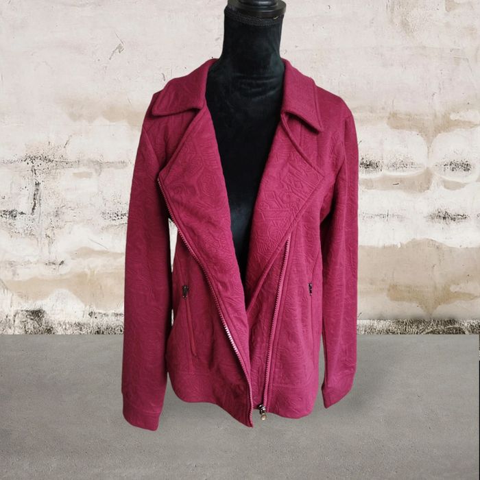 Jolie veste femme T 40 Tissaia