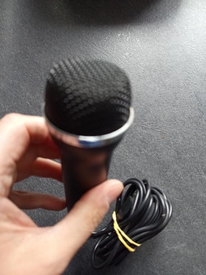 Nintendo - Wii - Micro - photo numéro 2