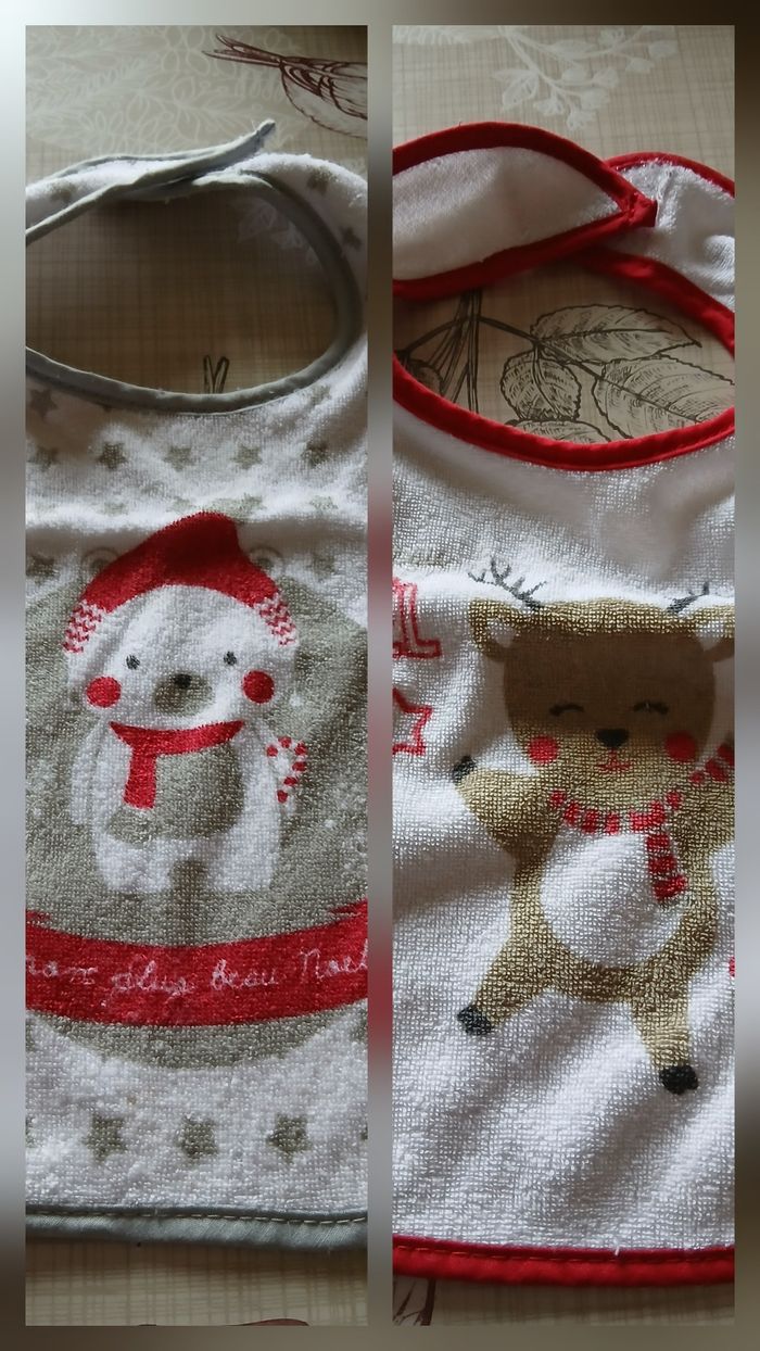 Lot 2 bavoirs bébé Noël