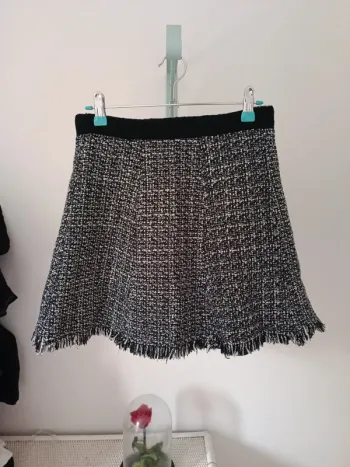 Jupe tissée noire et blanche