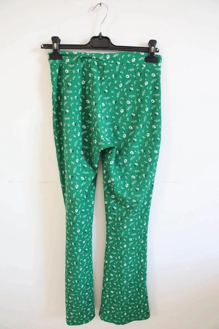 C54 pantalon vert kiabi XS - photo numéro 2