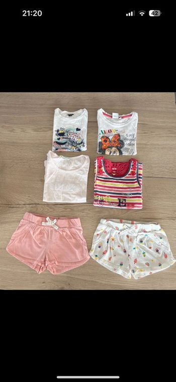Lot été - tee shirts / shorts - 5 ans