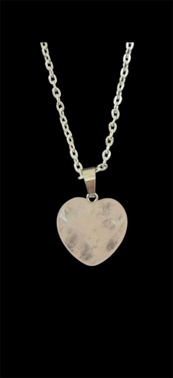 Collier avec cœur quartz rose