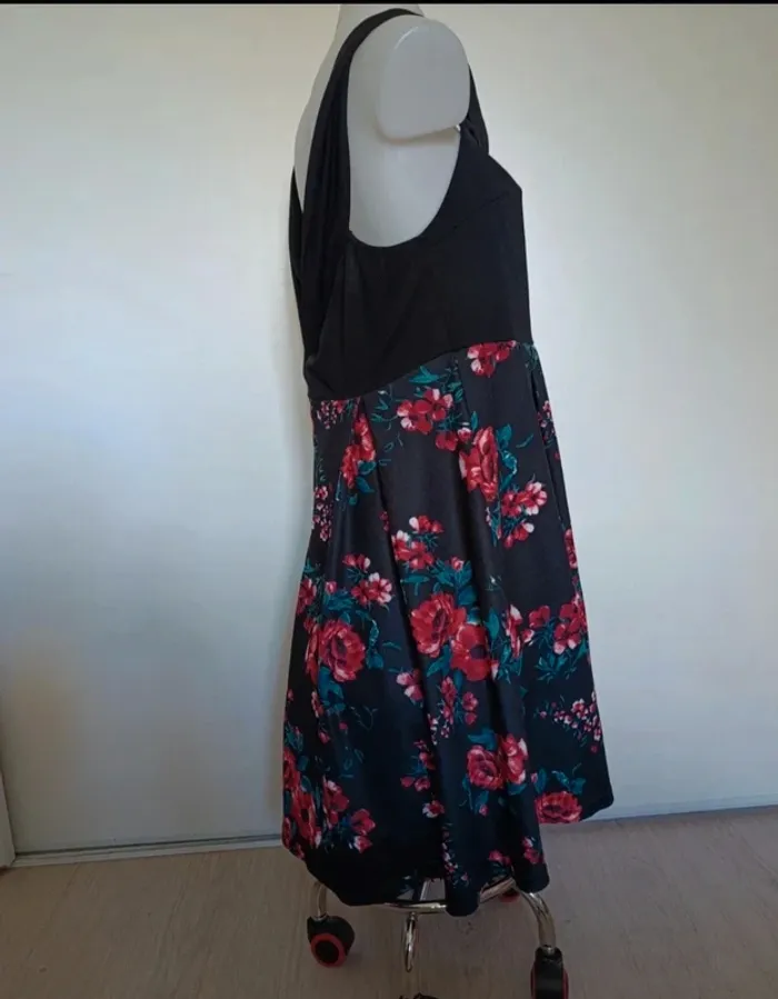 Robe élégante fleurie 48 - photo numéro 4