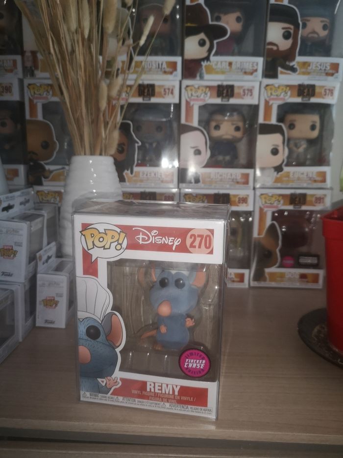 Funko pop Disney 270 Remy Ratatouille Flocked Chase