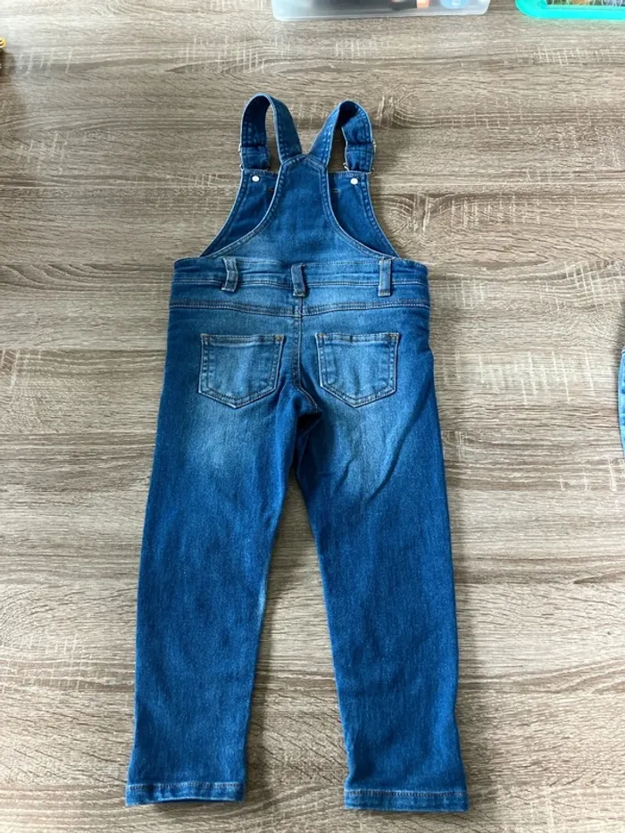 Salopette en jeans - photo numéro 2