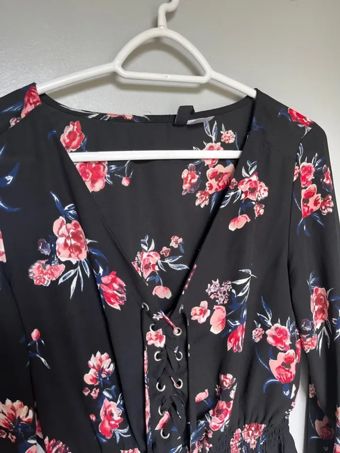 Joli haut fleuri - photo numéro 3