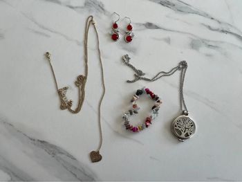 Lot bijoux