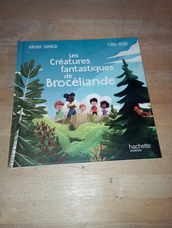 Livre Les créatures fantastiques de Brocéliande