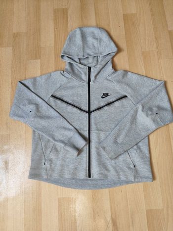 Zip gris Nike tech 