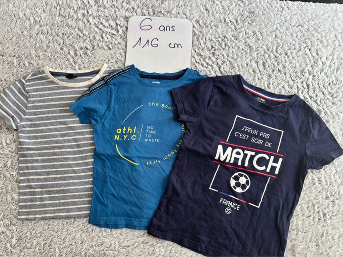 Lot 3 t-shirts