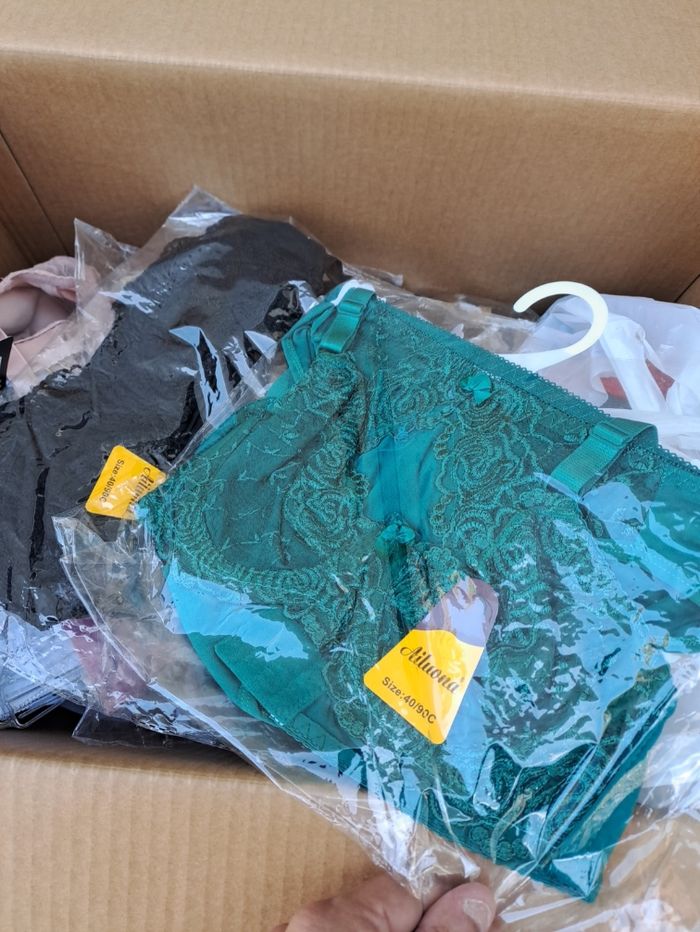 Sous-vêtement neuf - photo numéro 2