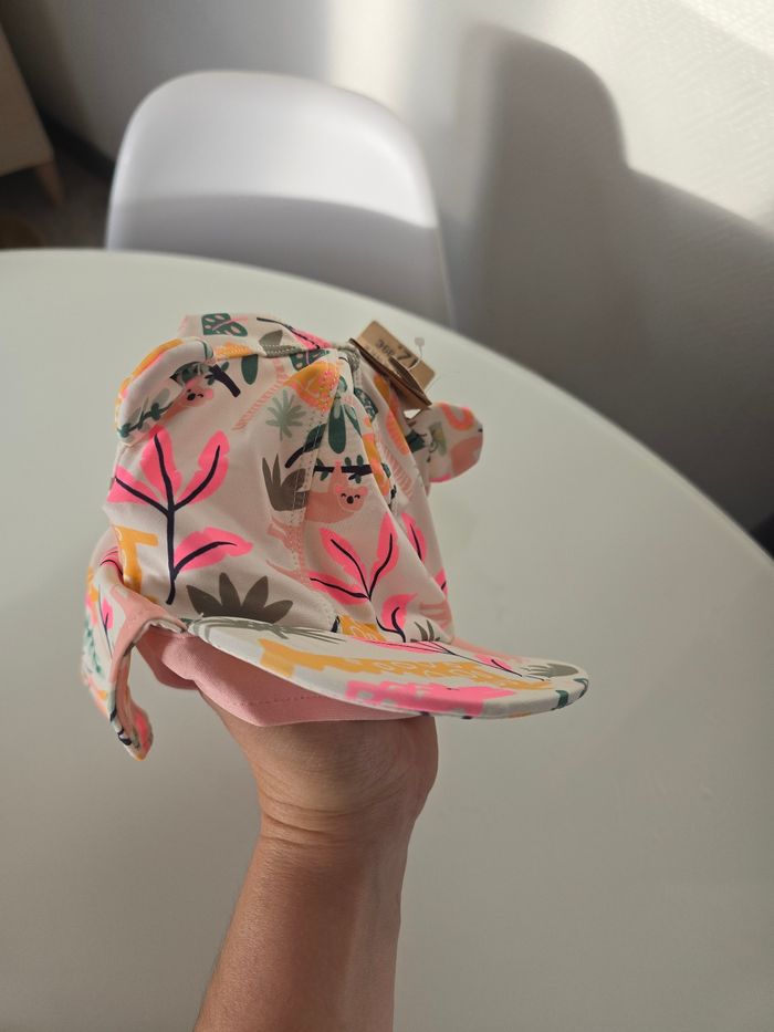 Chapeau bébé NEUF - photo numéro 2