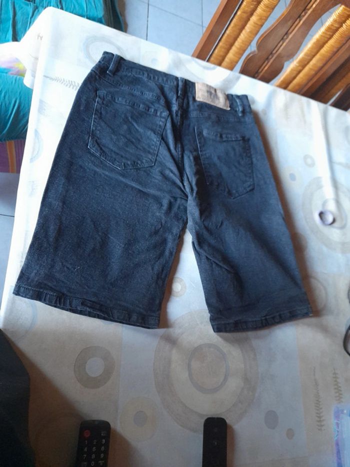 Short homme taille 38 - photo numéro 4