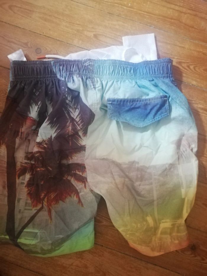 Short de bain taille S