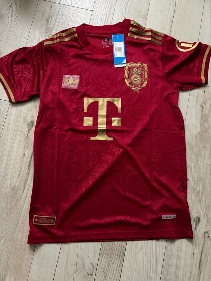 Maillot Bayern 125 ans taille M - photo numéro 3