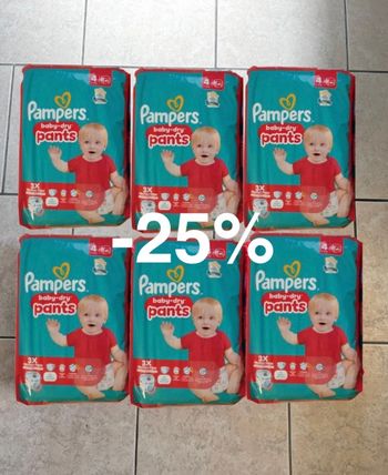 246 couches Pampers Pants taille 4