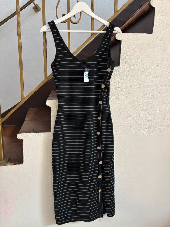 Robe tube maille noir rayure