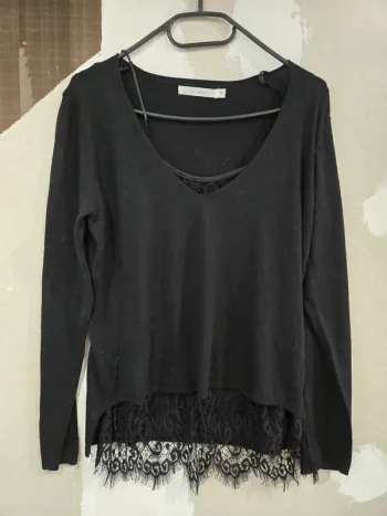 Pull noir dentelle so sweet