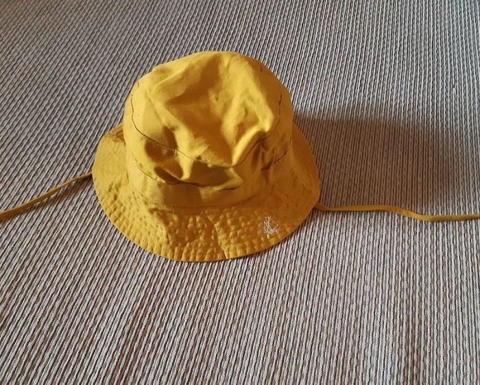 Bob jaune (moutarde) Petit bateau