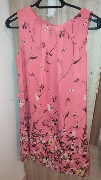 Robe d'été fleurie rose