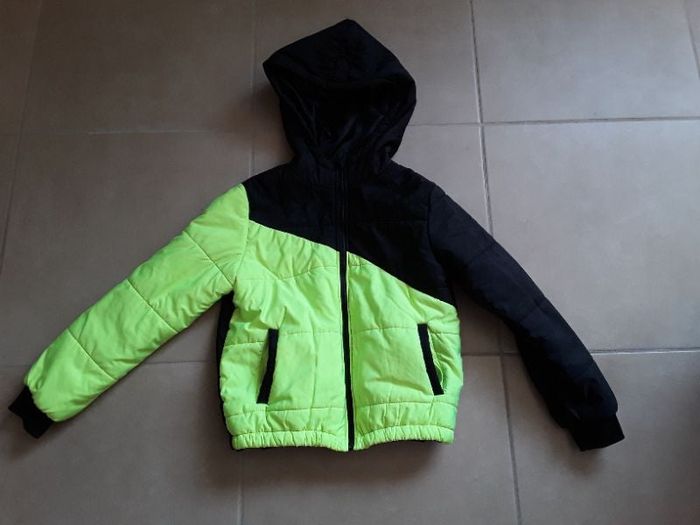 Blouson noir jaune fluo fille 11-12 ans SHEIN NEUF