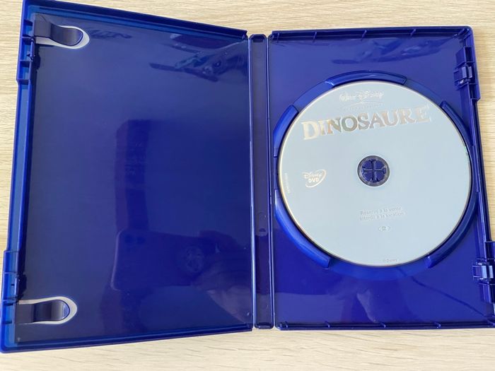 DVD numéroté Disney - Dinosaure - photo numéro 4