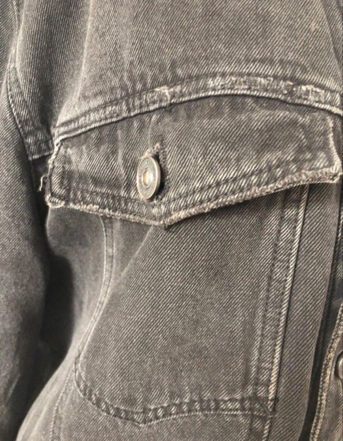 Veste • Jean • Noir • Bershka • Taille L • Très bon état - photo numéro 3