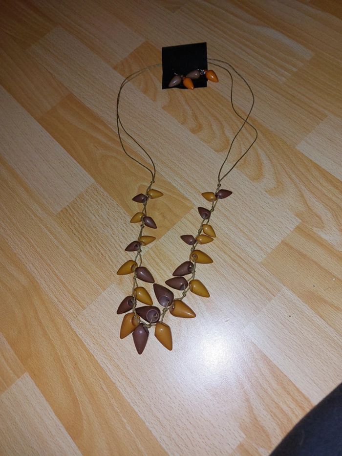 Collier - photo numéro 2