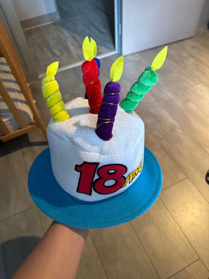 Chapeau anniversaire  18ans