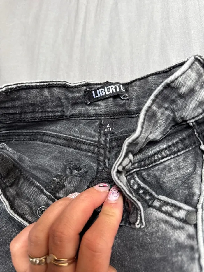 Jean 👖 - photo numéro 2