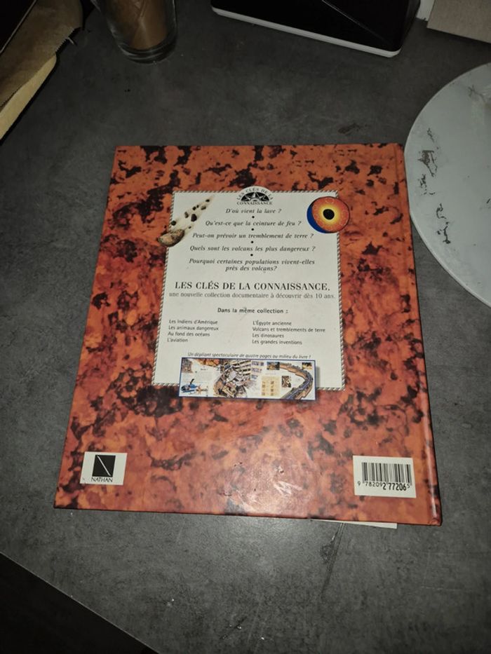 Volcan et tremblement de terre - photo numéro 5