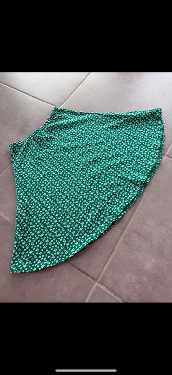 Jupe patineuse verte à fleurs 12 ans