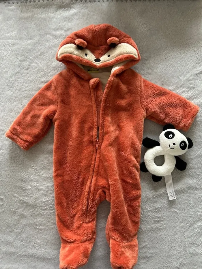 Sur pyjama combinaison
