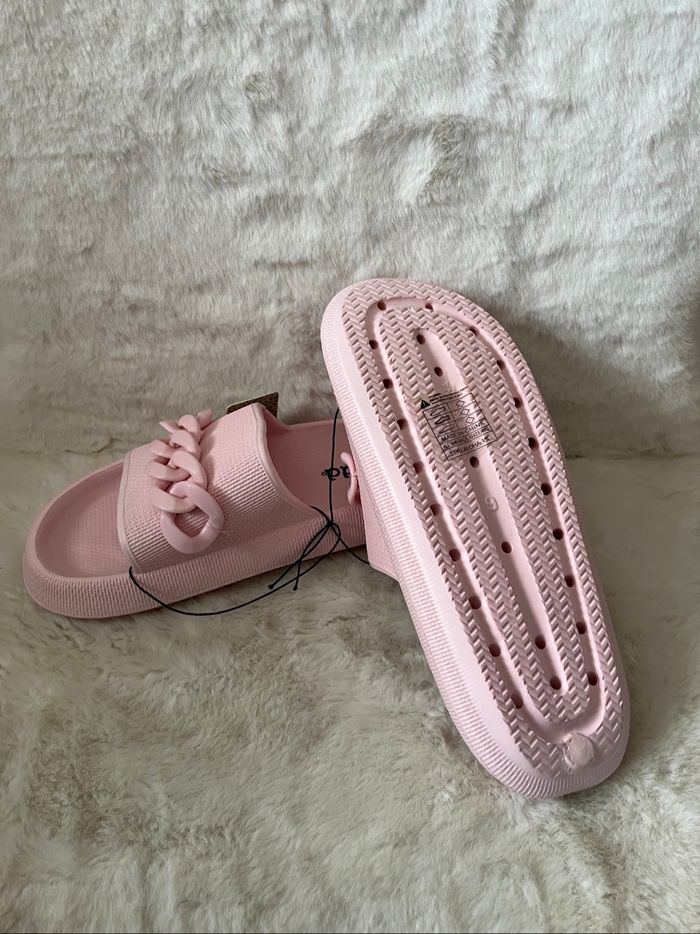 Sandales, claquettes, sabots roses pointure 39 - photo numéro 4