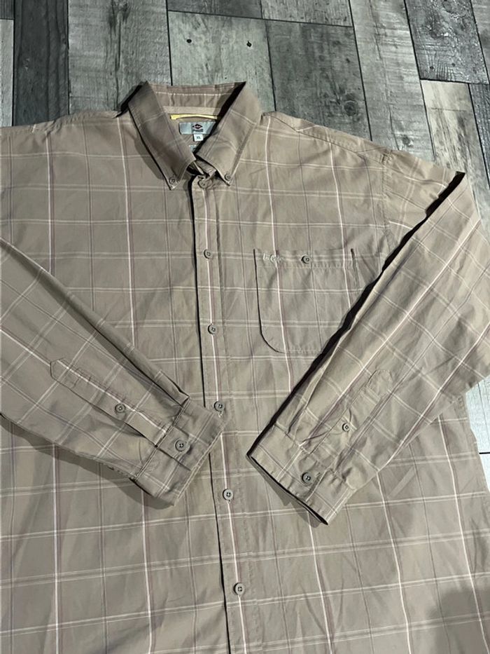 Très belle chemise - photo numéro 2