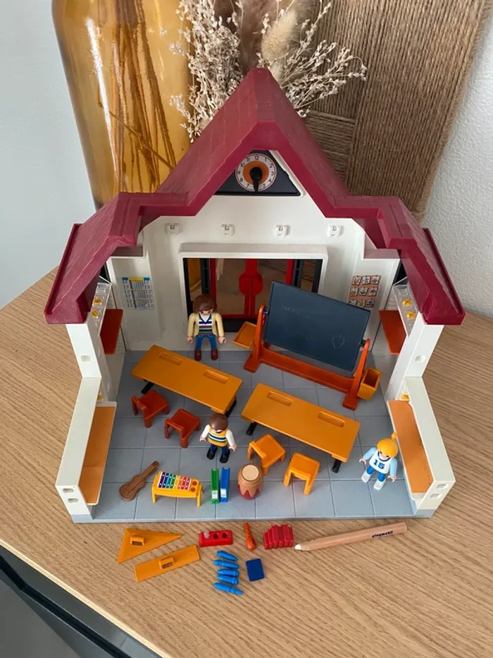 Ecole Playmobil - photo numéro 2