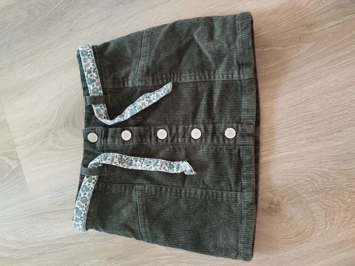 Mini jupe velours ceinture fleurs