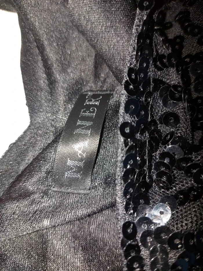 Robe noire à sequins - photo numéro 2