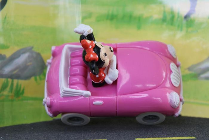 Disney Minnie en voiture - photo numéro 9