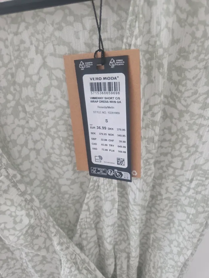 Robe vero moda S - photo numéro 2