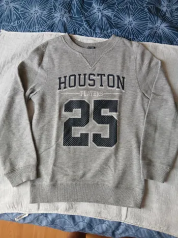 Pull kiabi 8 ans