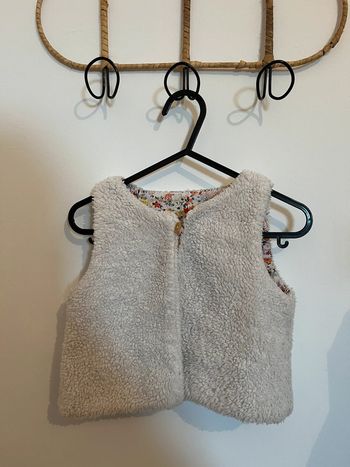 Gilet sans manche réversible fleurs