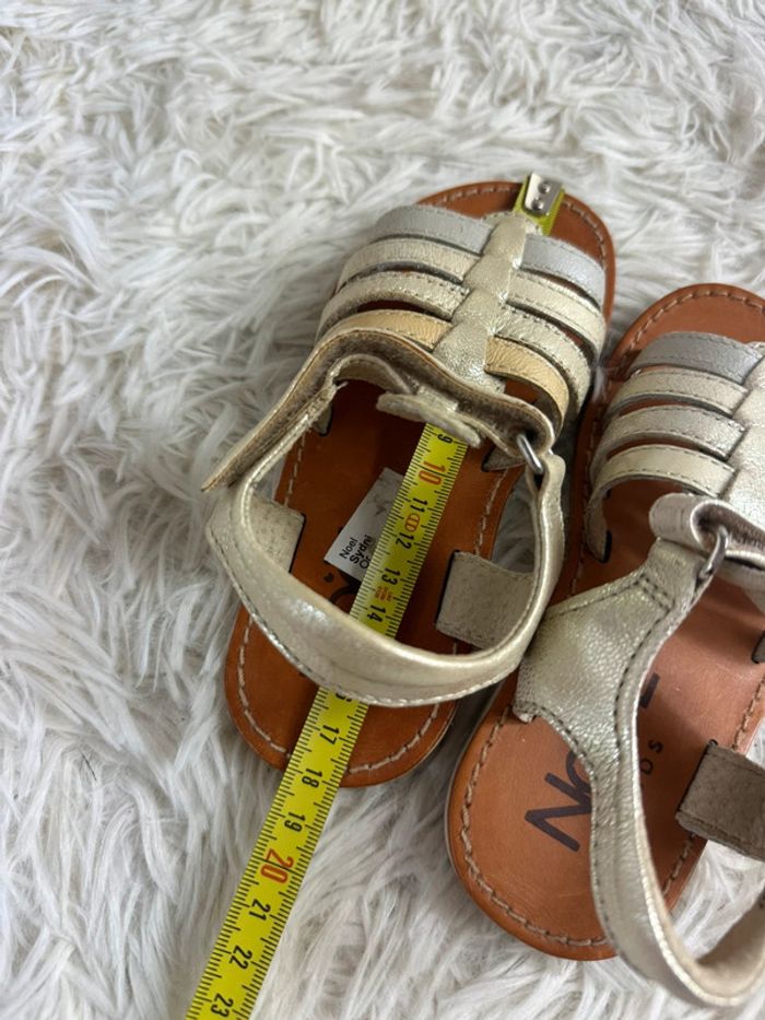 Paire de sandales Noël kids taille 28 - photo numéro 6