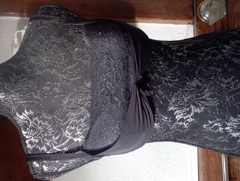 Etam - soutien gorge noir avec armatures et bonnets rembourés