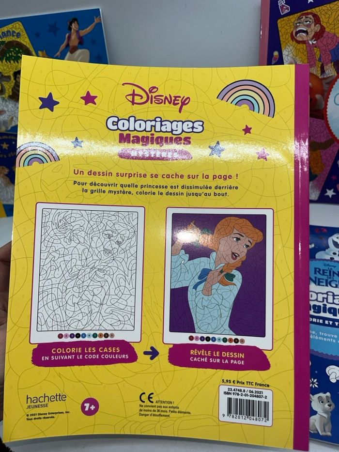 Lot de 5 livres d'activités coloriages mystères Disney Neuf - photo numéro 4