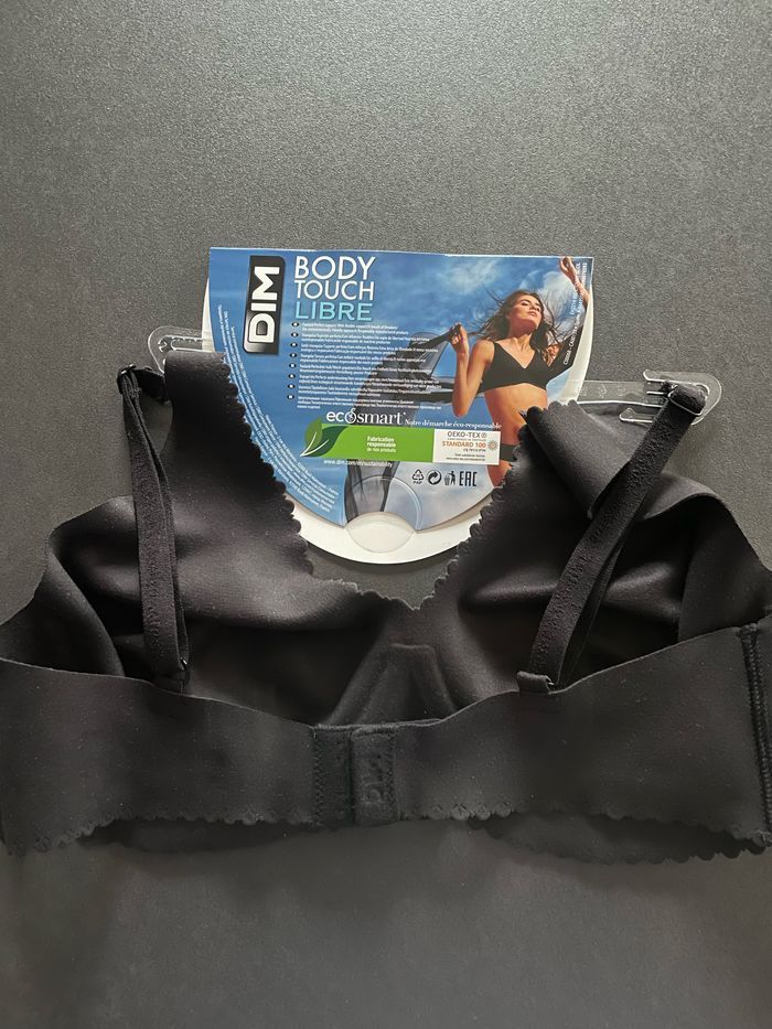 Soutien gorge neuf - photo numéro 3